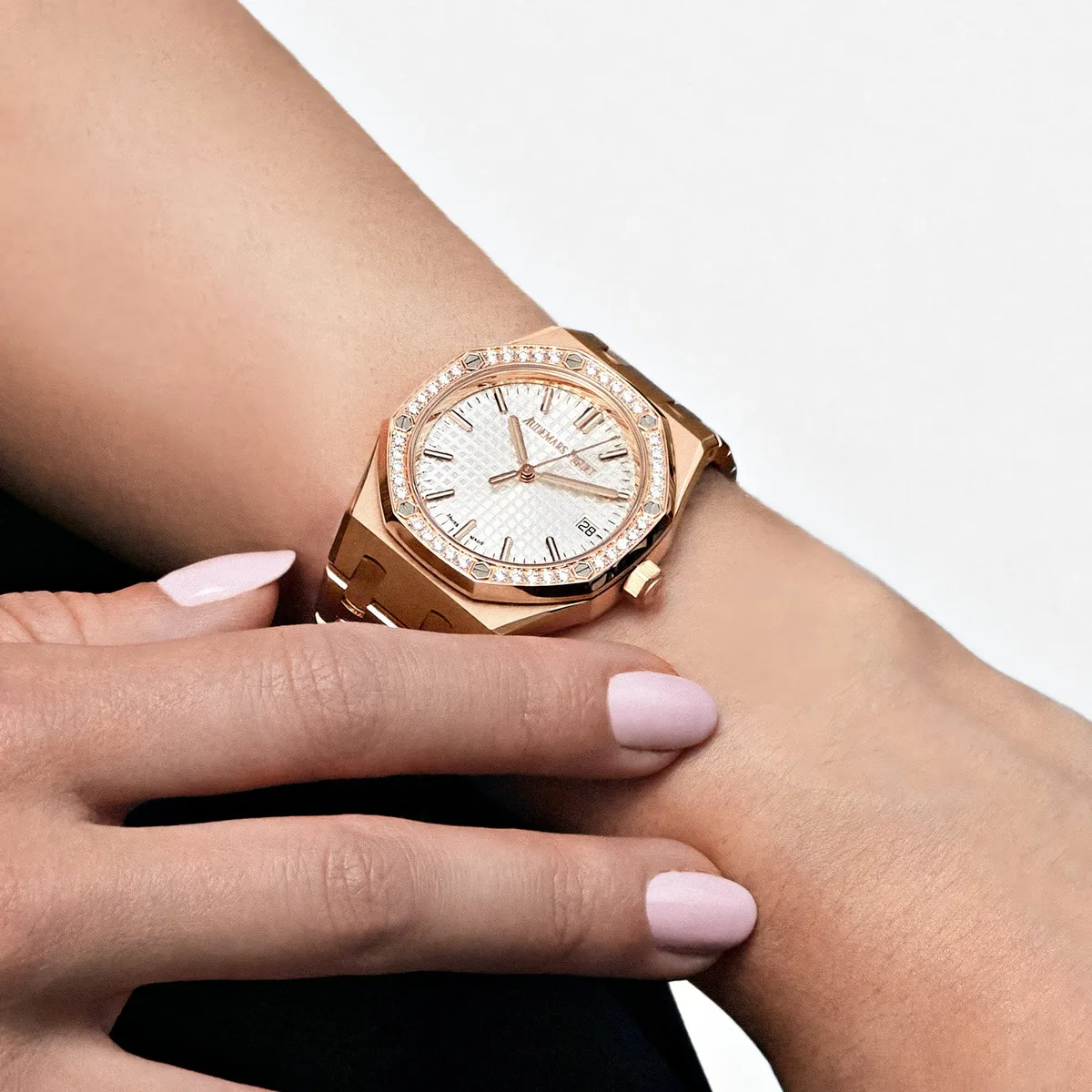 Audemars Piguet Royal Oak 77451OR.ZZ.1361OR.03 'Ladies' Rose Gold Silver Dial Diamond Bezel — photo 2 of 9