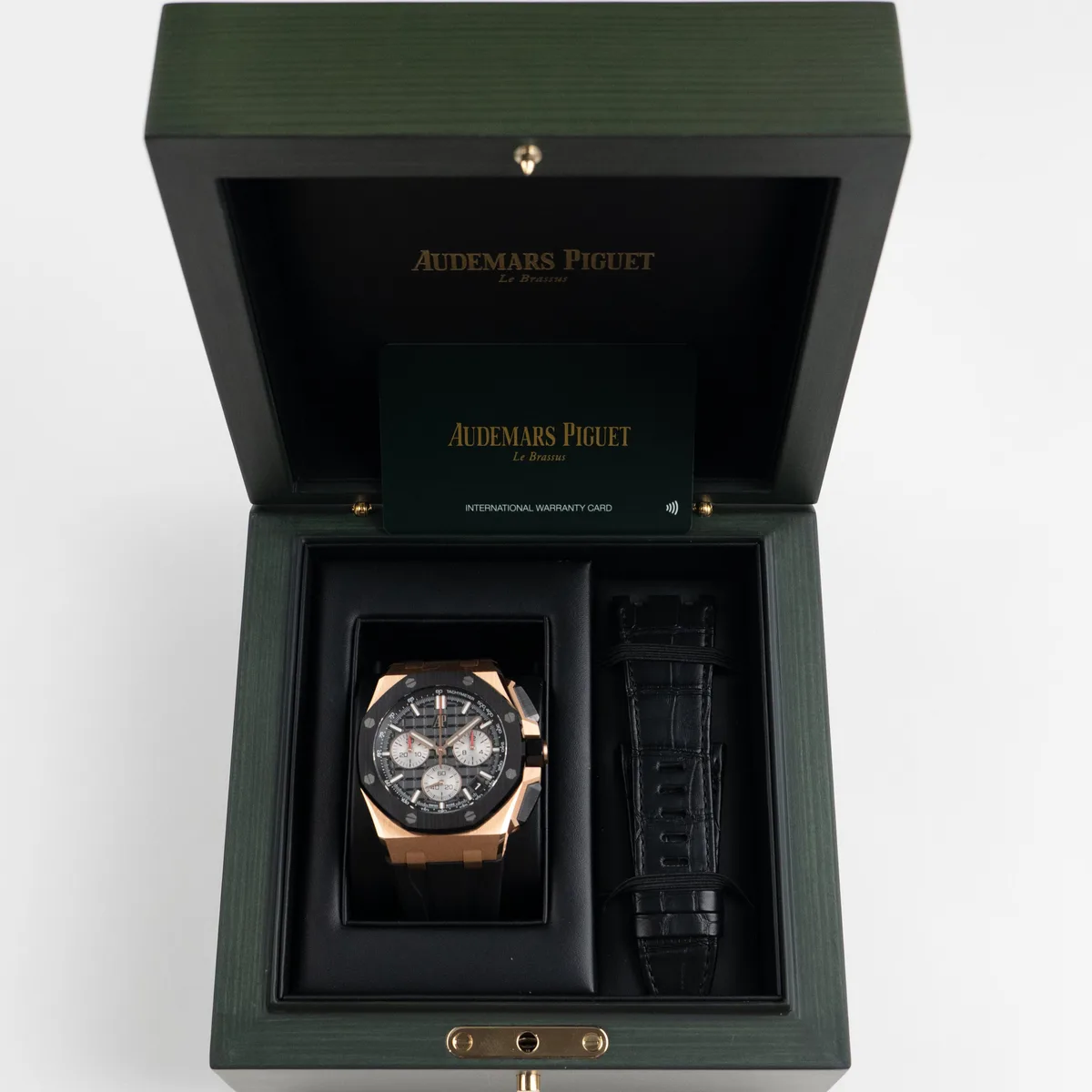 Audemars Piguet Royal Oak Offshore 26420RO.OO.A002CA.01 Chronograph Rose Gold Black Dial (2024) — photo 14 of 14