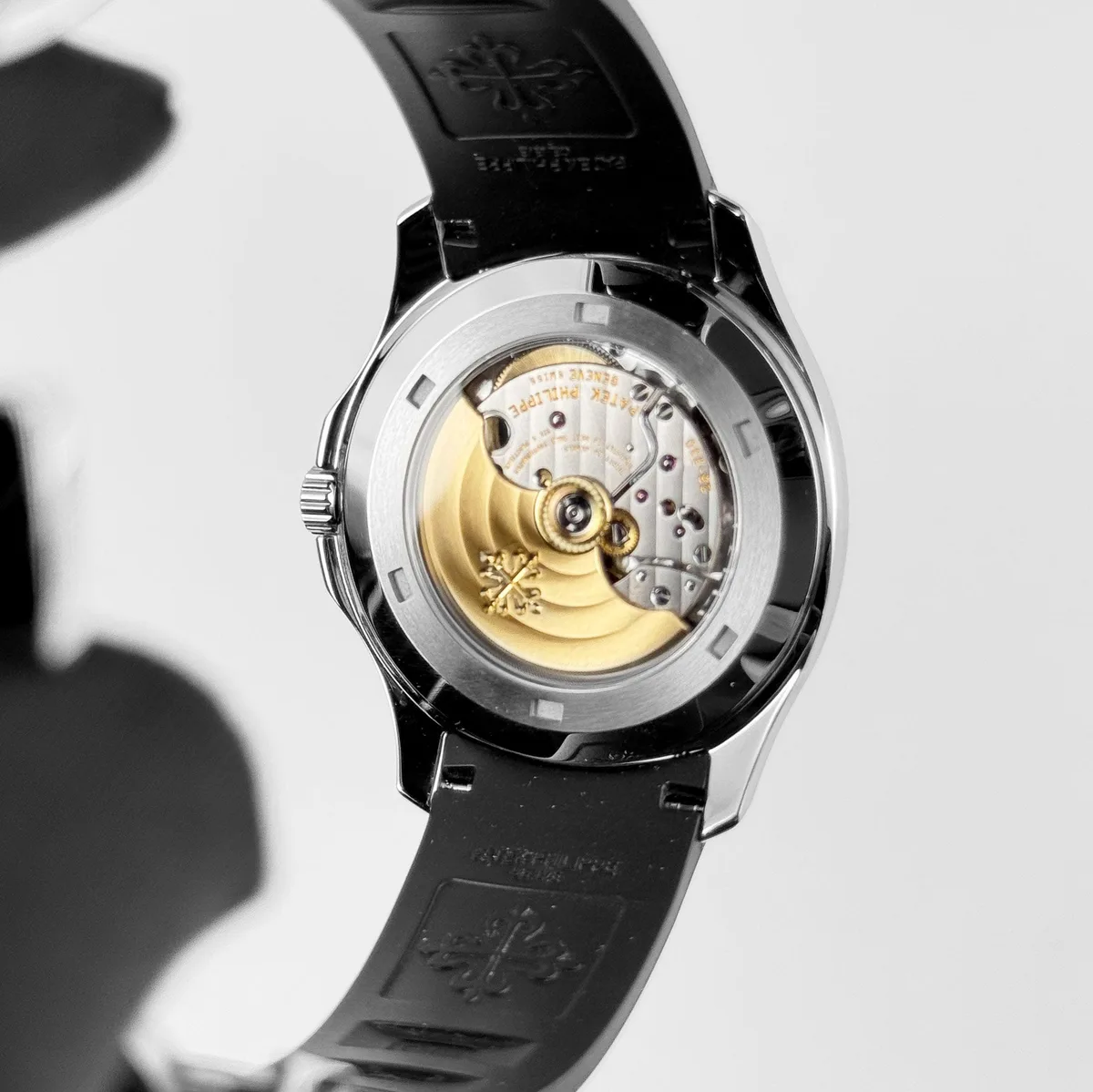 Patek Philippe Aquanaut 3285 V3 – Swiss Super Clone 5167/1A-001 Stainless Steel Black Dial (2023) — photo 13 of 15