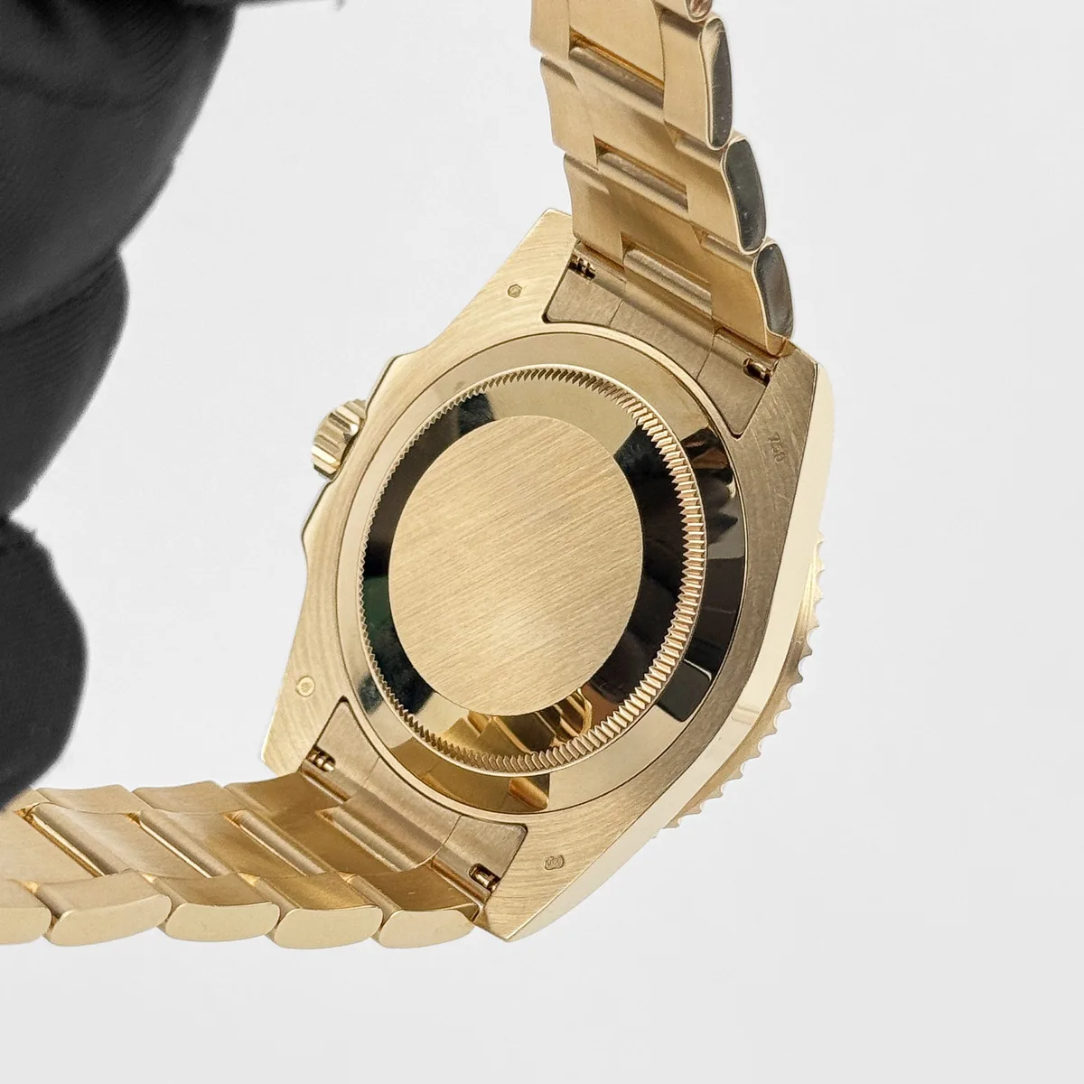 Rolex Submariner Date 116618LN Yellow Gold Black Dial — photo 9 of 10